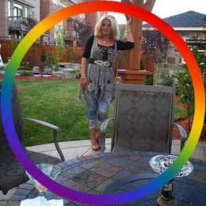 Meet your Posher, Daniela